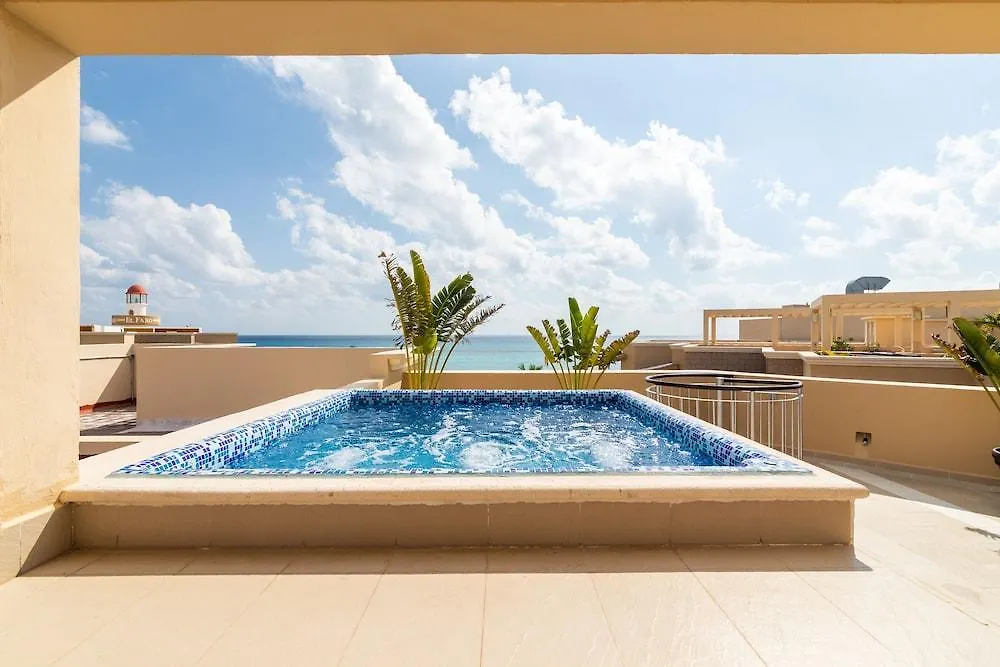 Condo El Faro Coral By Playa Paradise Playa del Carmen Hotel